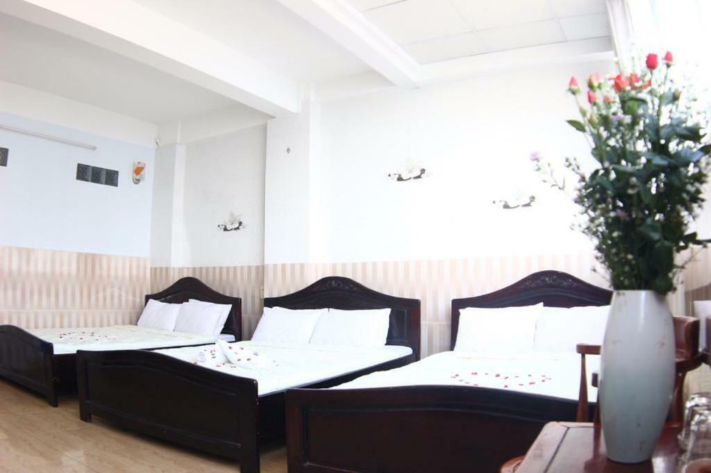 Thanh Ngoc Hotel Nha Trang Bagian luar foto